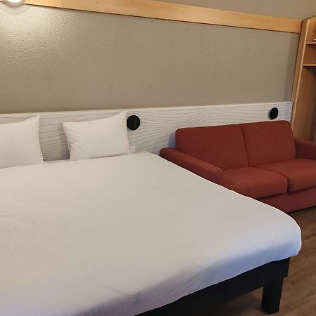 ไอบิส ปวสซี Hotel พัวส์ซี ภายนอก รูปภาพ